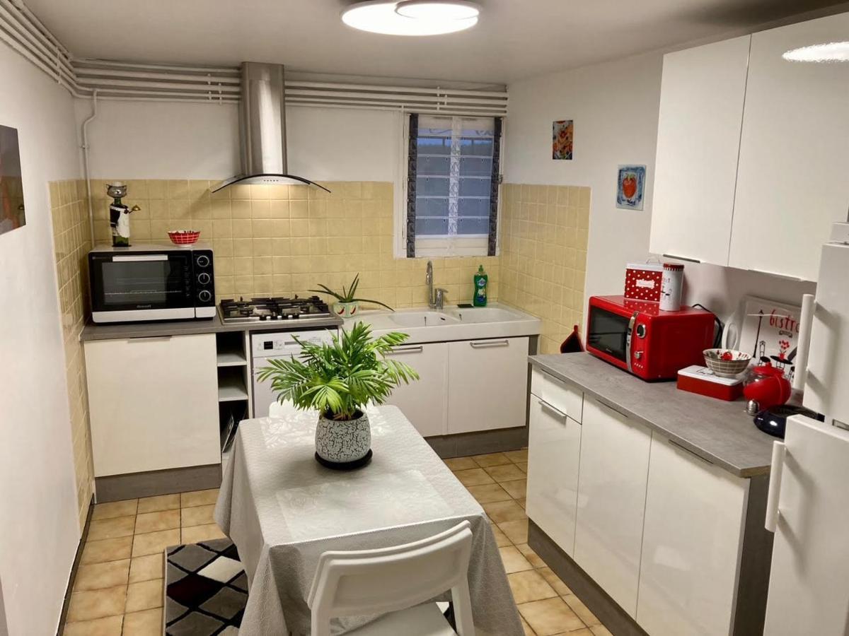 Appartement T2 Independant Dans Maison Individuelle Bidos Bagian luar foto