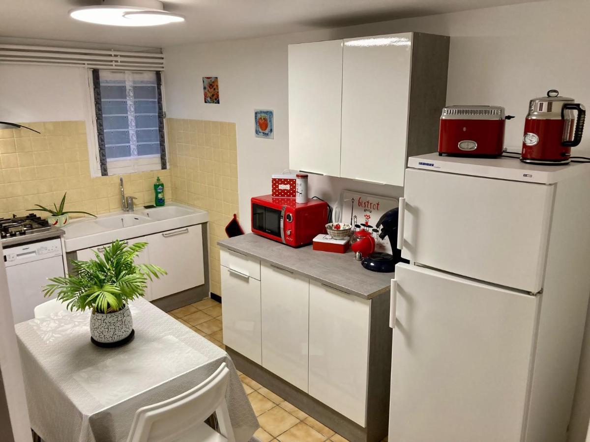 Appartement T2 Independant Dans Maison Individuelle Bidos Bagian luar foto